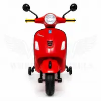 World on Wheels Battery Operated Vespa Scooter for Kids – Red image 4